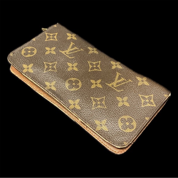 Authentic vintage Louis Vuitton monogram zip wallet - Picture 2 of 4